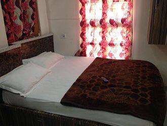 Hotel H M International, Varanasi 3